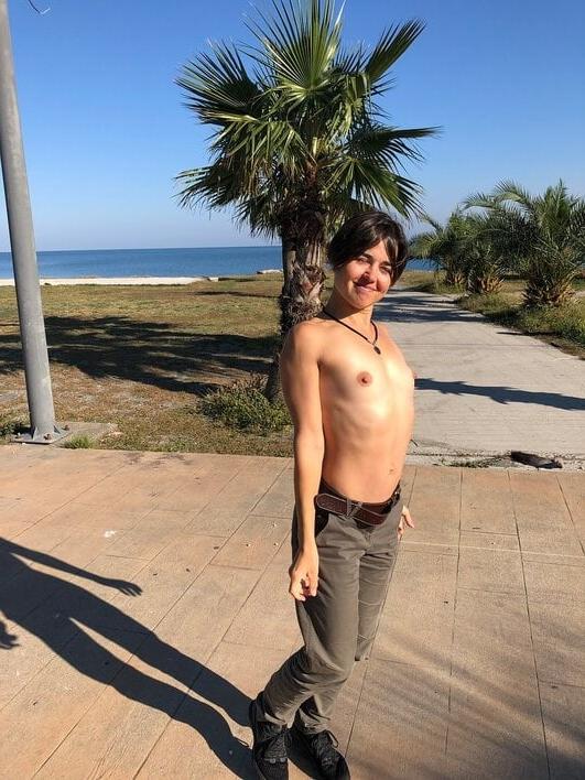 25P Russian Slut Malika