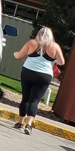 19P Voyeur Butts