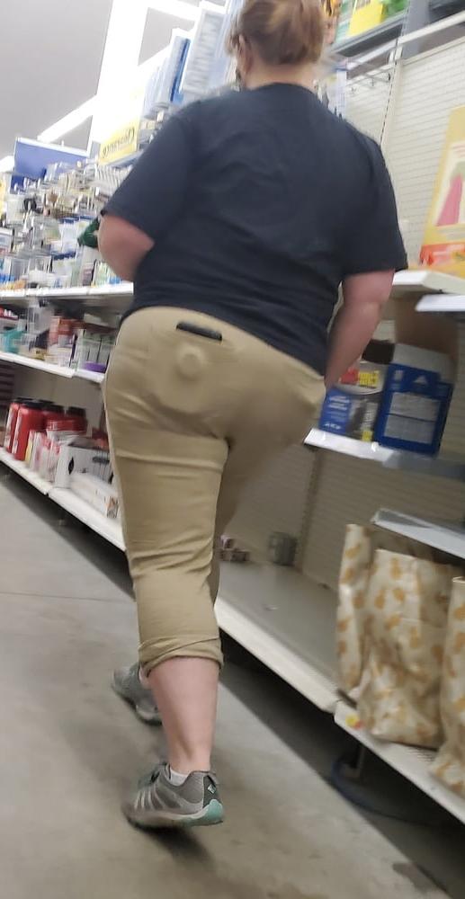 19P Voyeur Butts