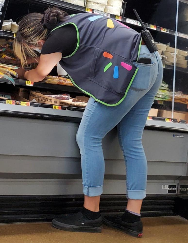 19P Voyeur Butts