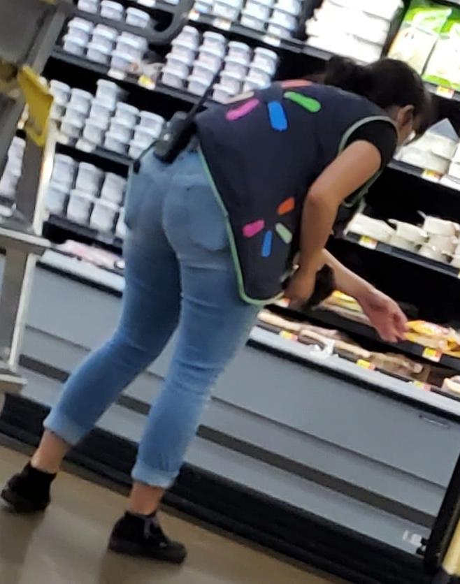 19P Voyeur Butts