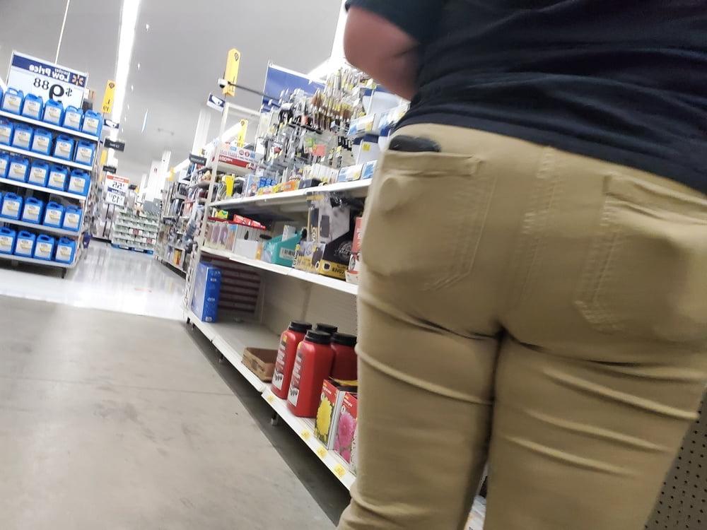 19P Voyeur Butts