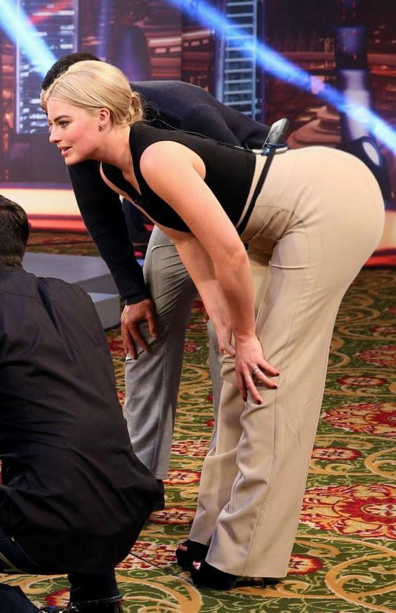 6P Margot Robbie Breast &amp; BUTT expansion