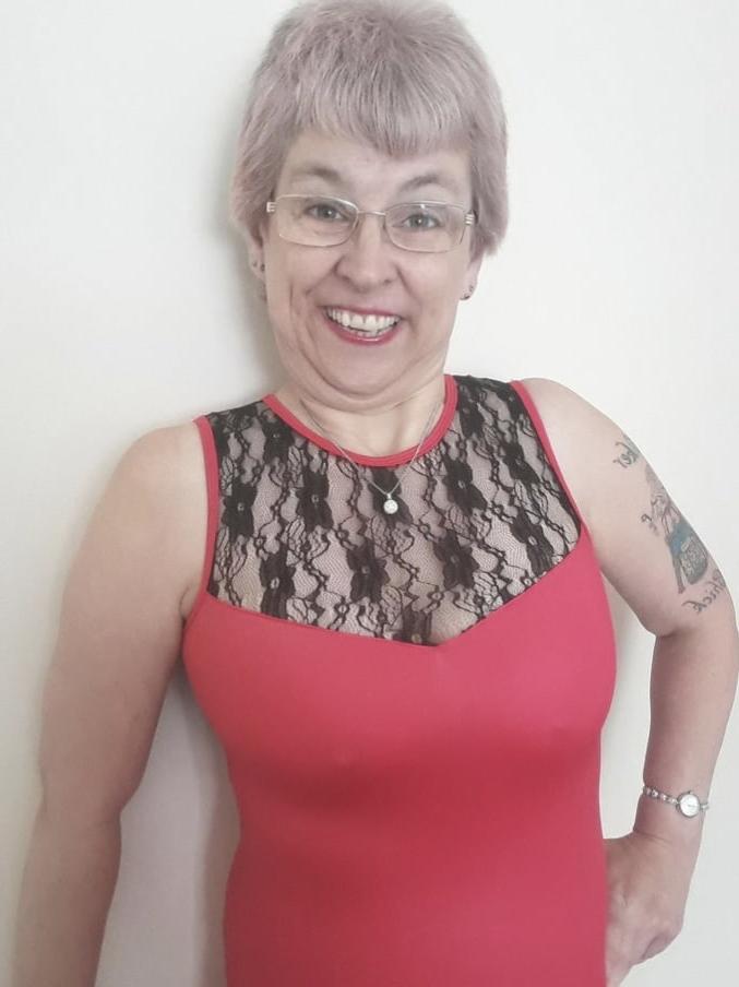 6P Freaky grey hair 75 year old granny