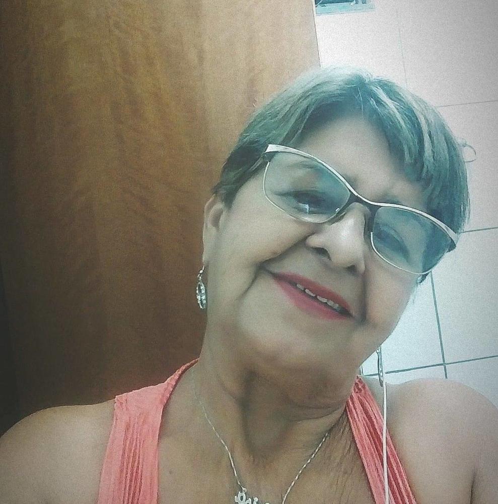 15P Charming granny
