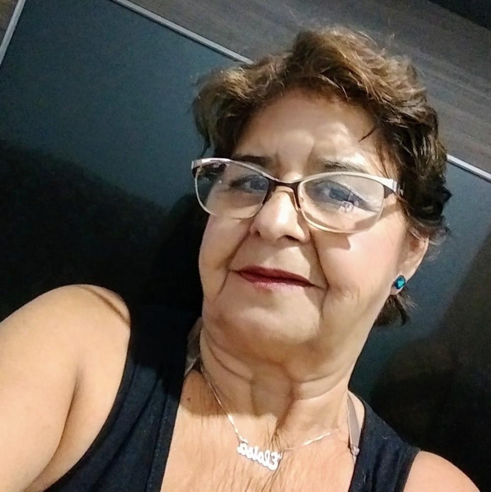 15P Charming granny