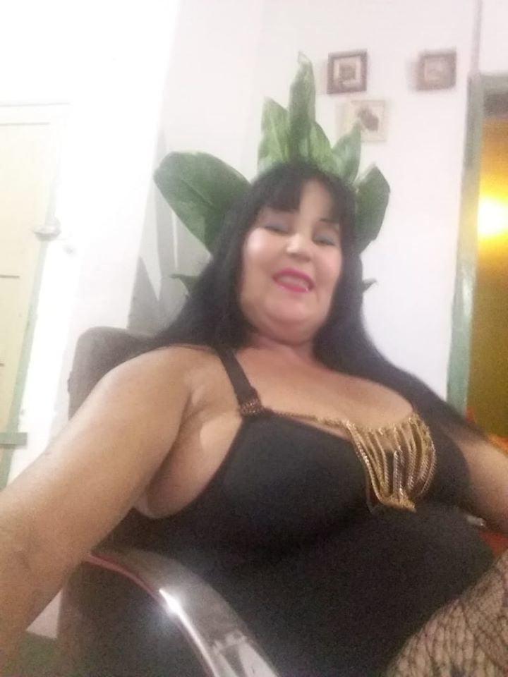25P casandra bertha villa ass mature granny
