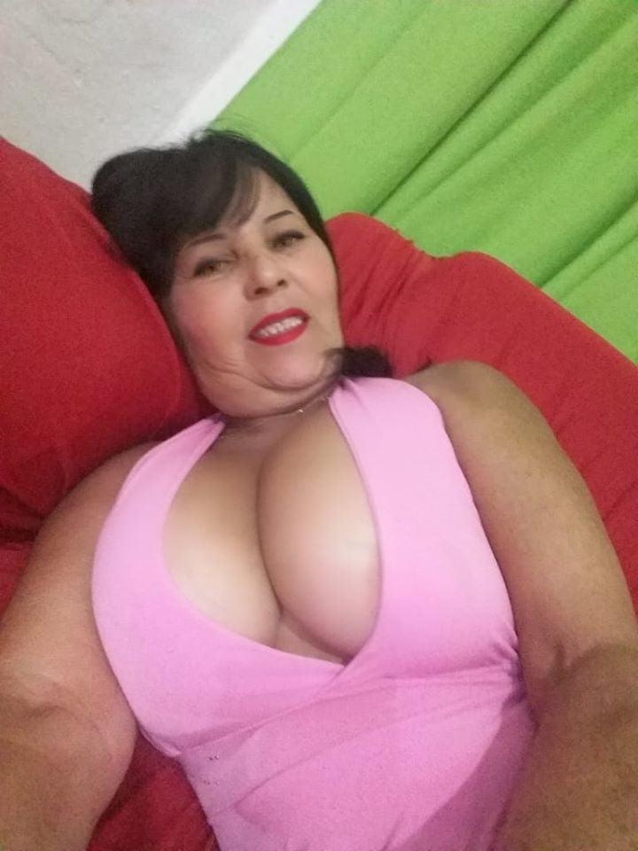 25P casandra bertha villa ass mature granny