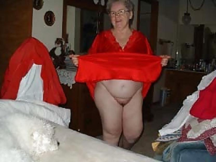25P Huge titty granny