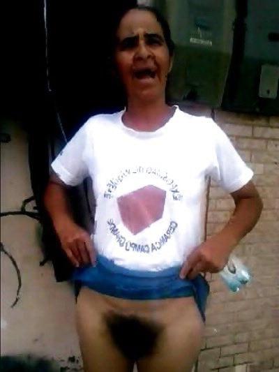25P Upskirt 106