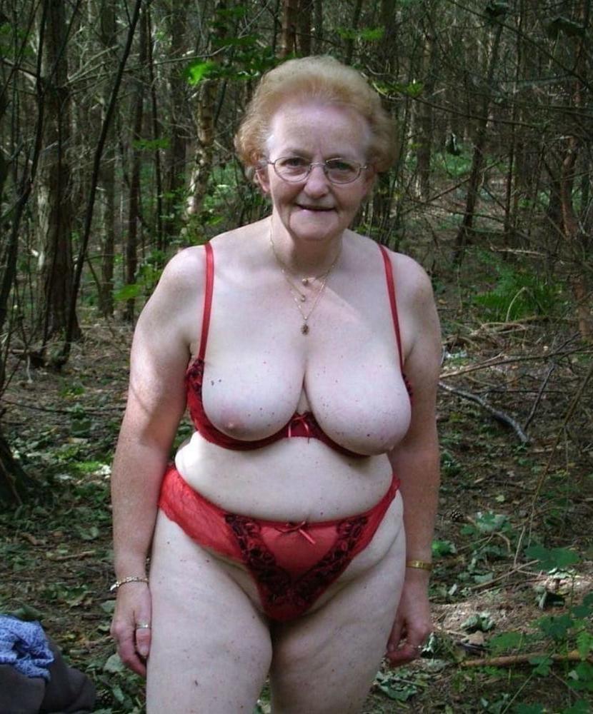 25P Old granny body is so sexy&amp;delious