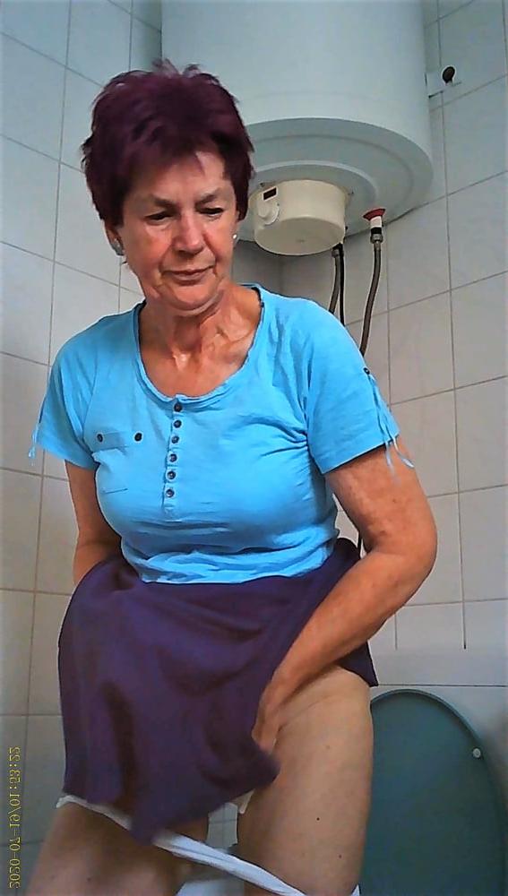 14P granny privat