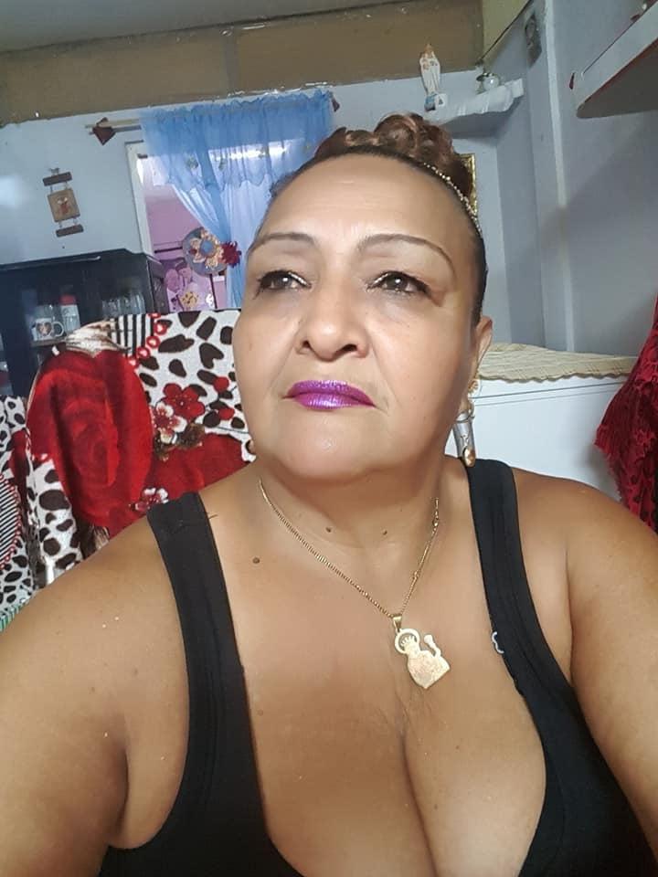 25P regina correa granny ass bbw