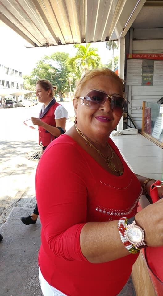 25P regina correa granny ass bbw