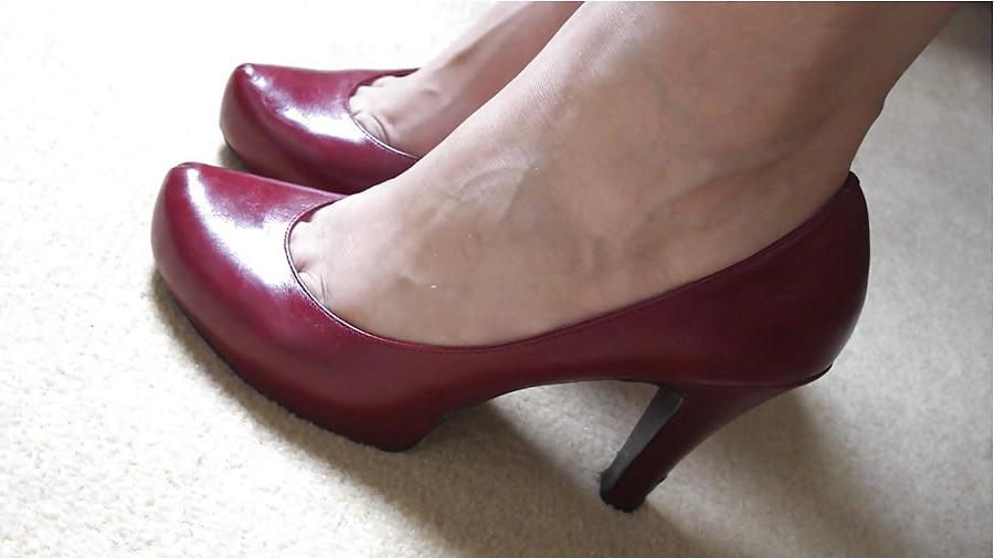 25P Granny and Heels job