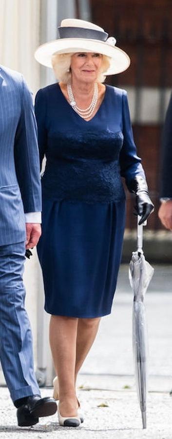25P Royal Granny Pantyhose - Camilla Duchess of Cornwall