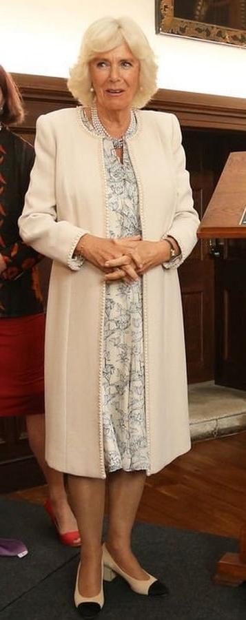 25P Royal Granny Pantyhose - Camilla Duchess of Cornwall