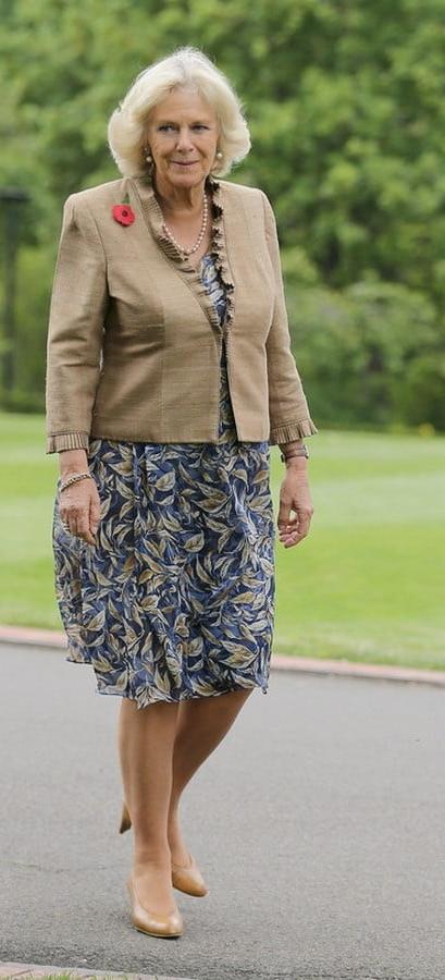 25P Royal Granny Pantyhose - Camilla Duchess of Cornwall