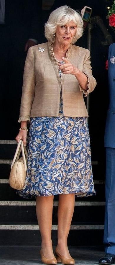25P Royal Granny Pantyhose - Camilla Duchess of Cornwall