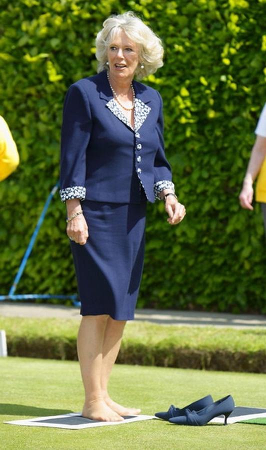 25P Royal Granny Pantyhose - Camilla Duchess of Cornwall