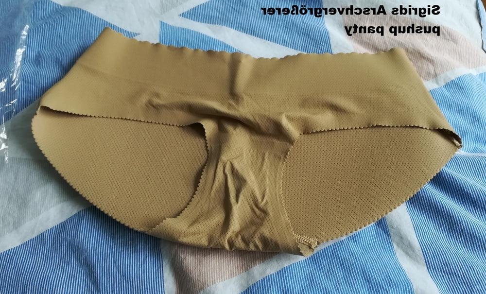 14P Granny non nude