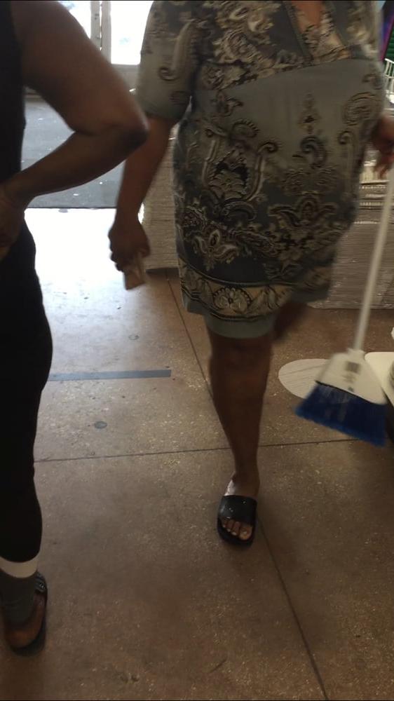 11P Thick granny