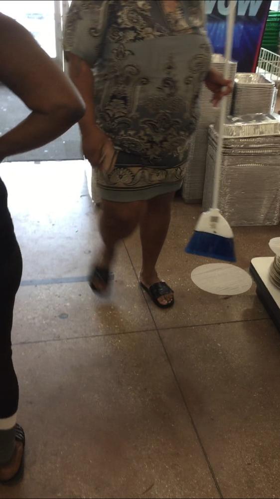 11P Thick granny