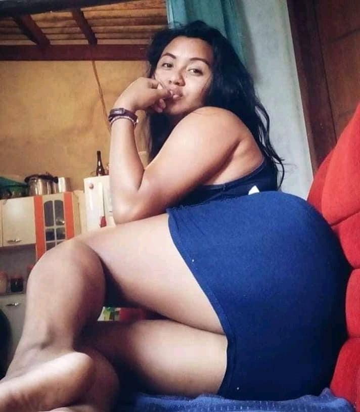 11P Big butt