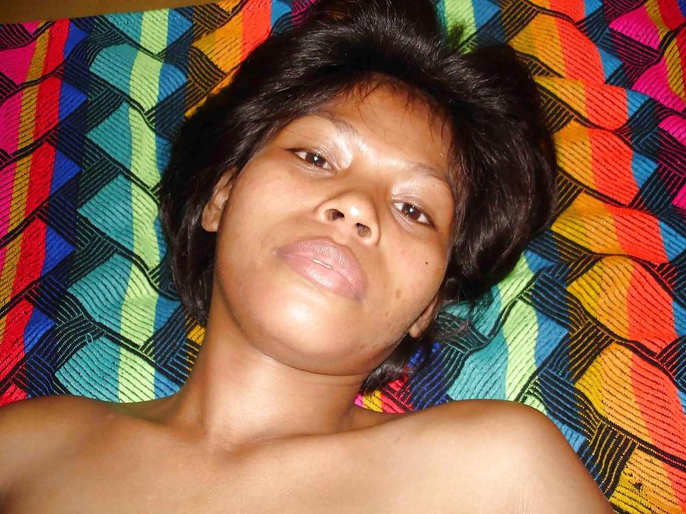 25P WILD ASIAN SLUTS I