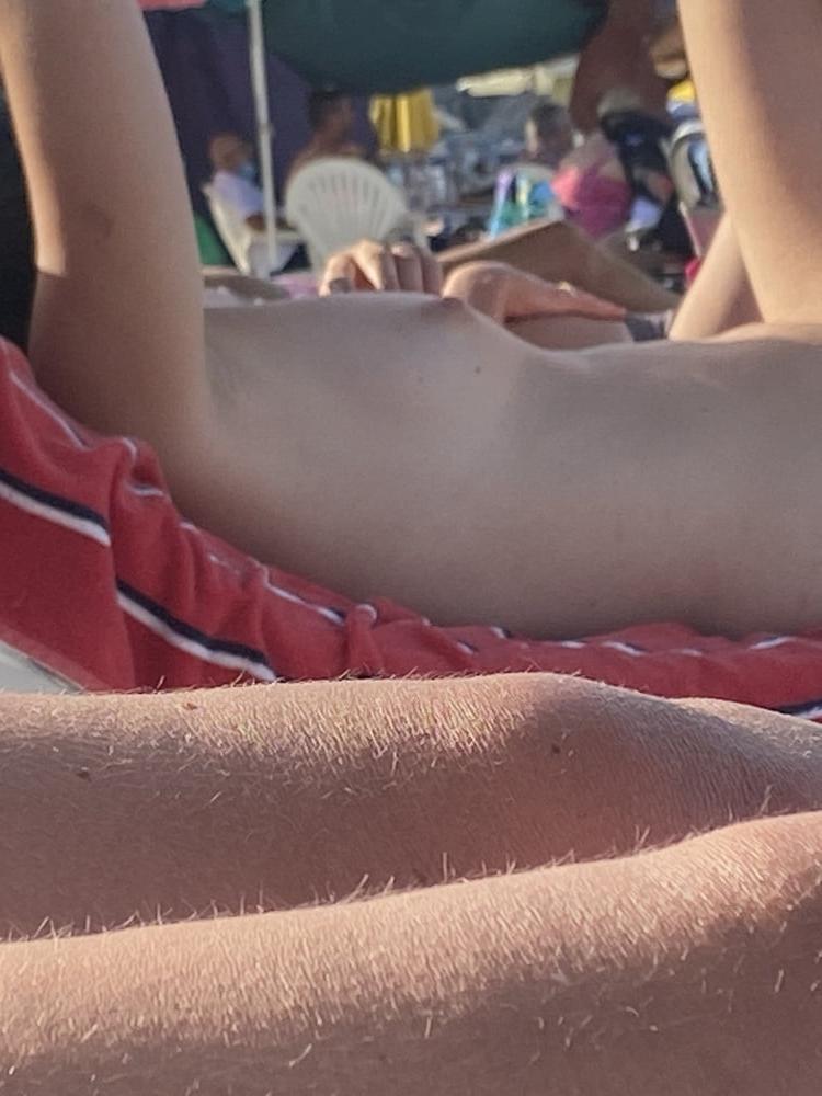 25P Beach voyeur