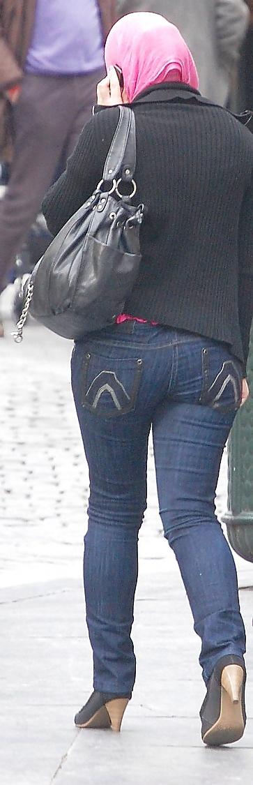 18P Arab Amateur Ass Maghreb Turk Girl Voyeur Candid Hijab