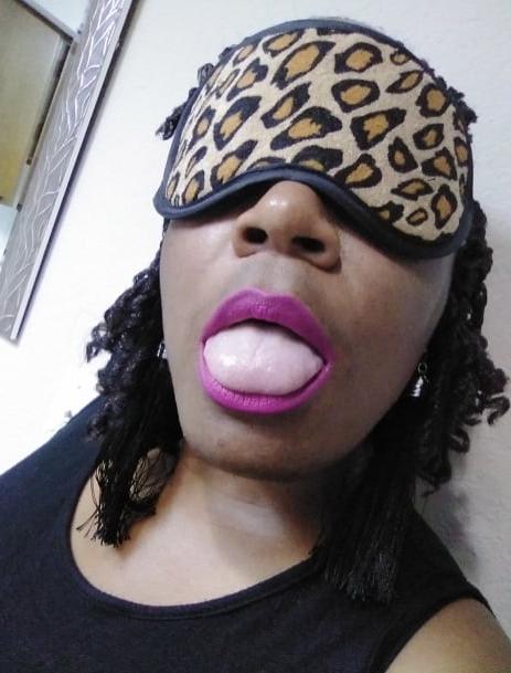 9P Black granny cold slut