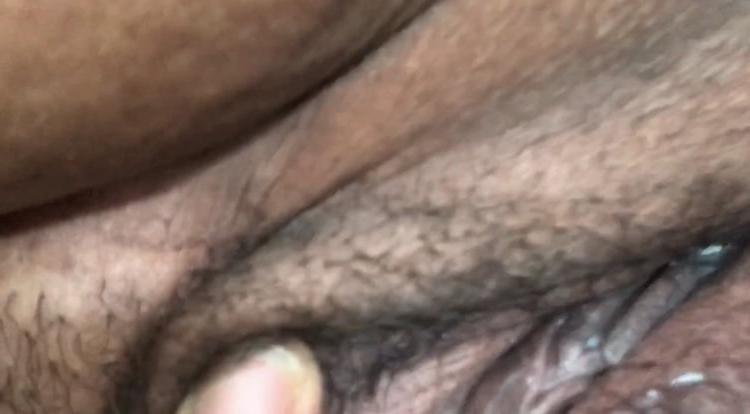 25P Freaked out black granny