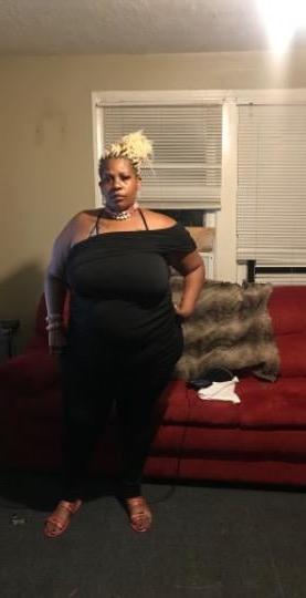 25P Freaked out black granny