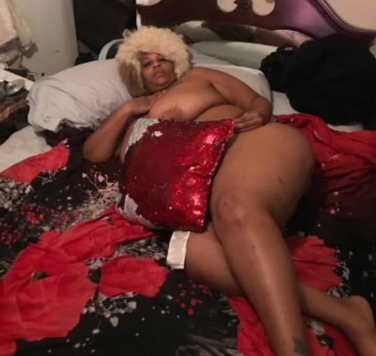 25P Freaked out black granny