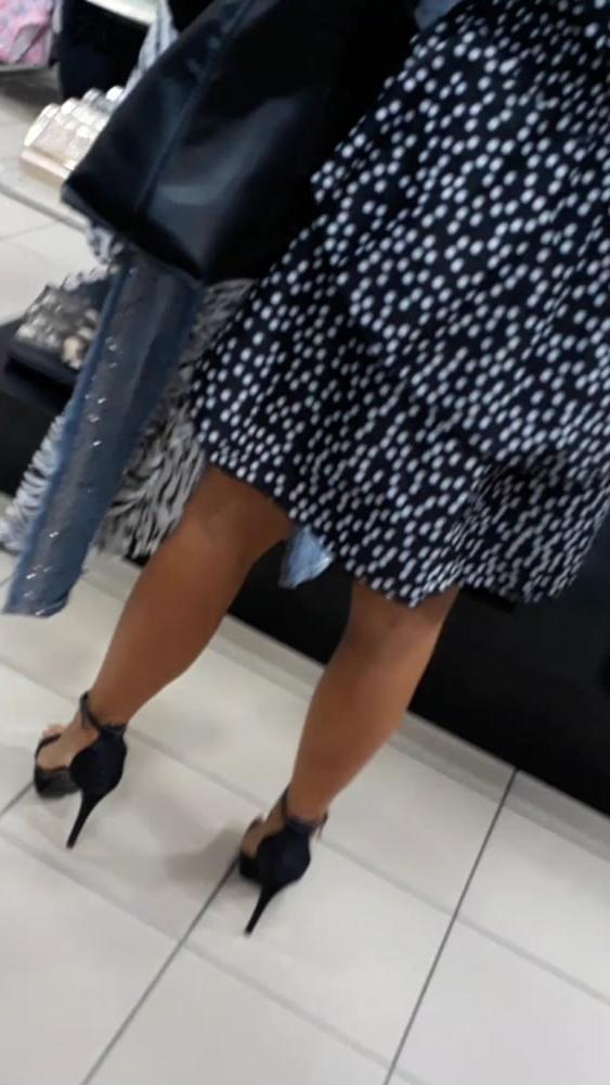 5P upskirt