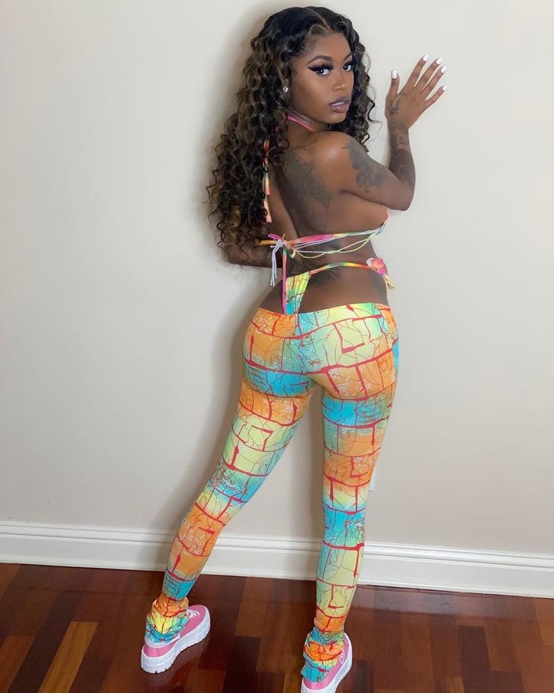 25P Asian da brat