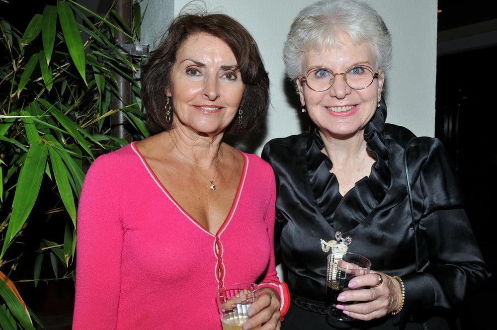 22P Granny duo. Whos taking up the bum 1st?