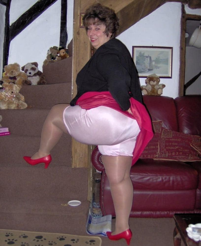 24P granny  in different underwear