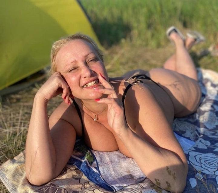18P Russian MILF
