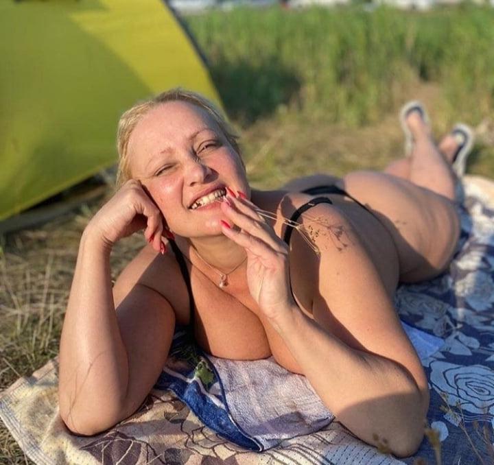 18P Russian MILF