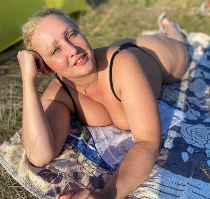 18P Russian MILF