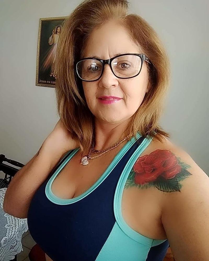 8P B. hot granny