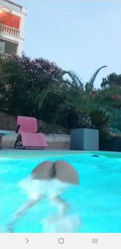 25P Bust and sexy ass bikini live facebook romanian
