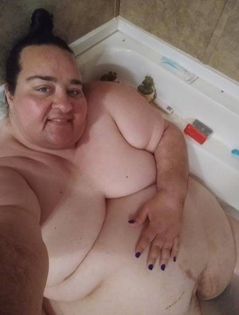 5P Humpback whale ssbbw granny