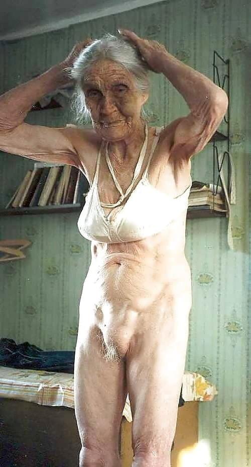25P Old Granny Meat To Stuff