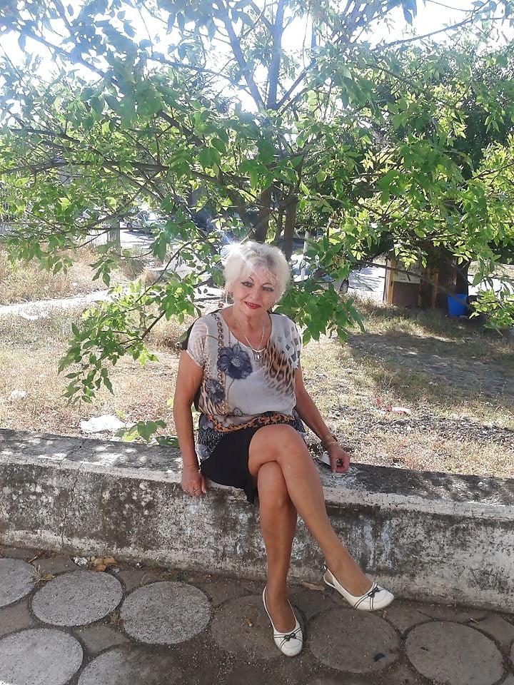 18P Stunning non-nude white haired granny
