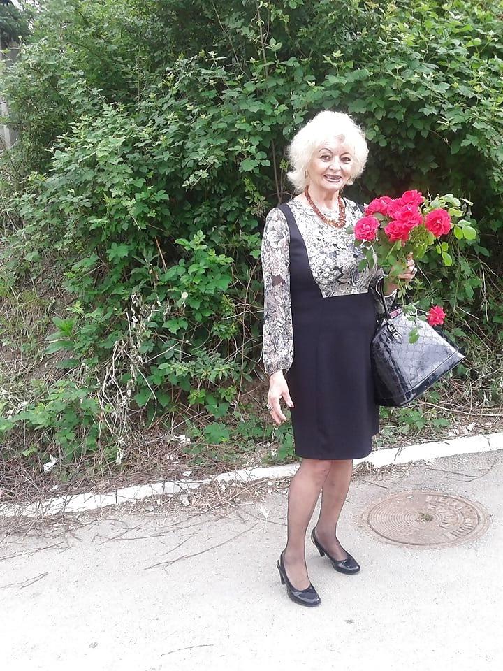 18P Stunning non-nude white haired granny