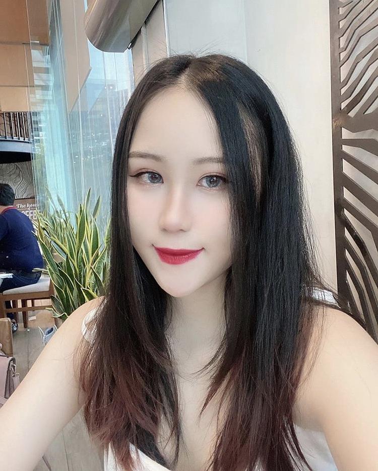 25P Vietnam Girl - Ms Hong (Hanoi)