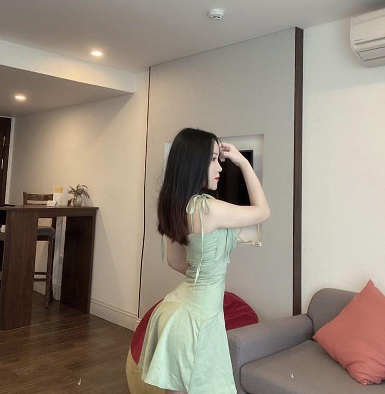 25P Vietnam Girl - Ms Hong (Hanoi)